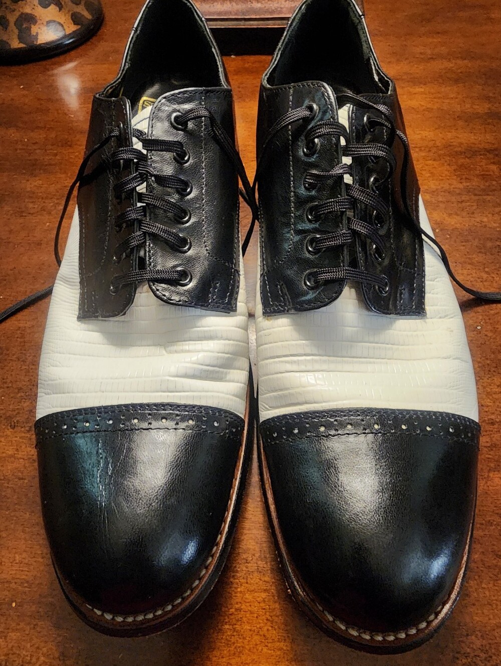 Men's Vintage" Black and White Cap-Toe Oxfords - Classic Two-Tone Dress Shoes